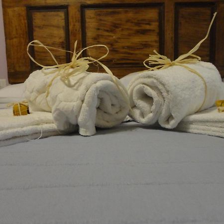 Hotel Il Glicine San Gimignano Esterno foto