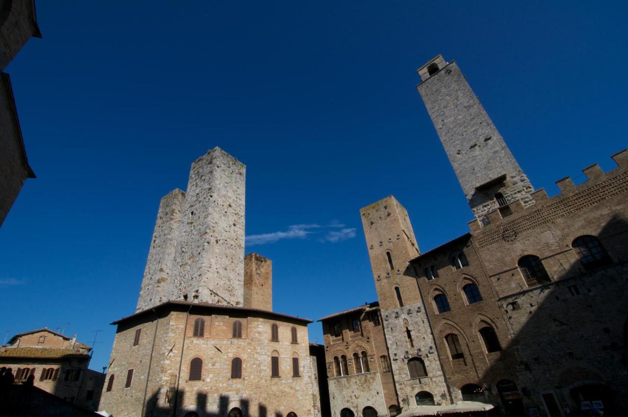 Hotel Il Glicine San Gimignano Esterno foto